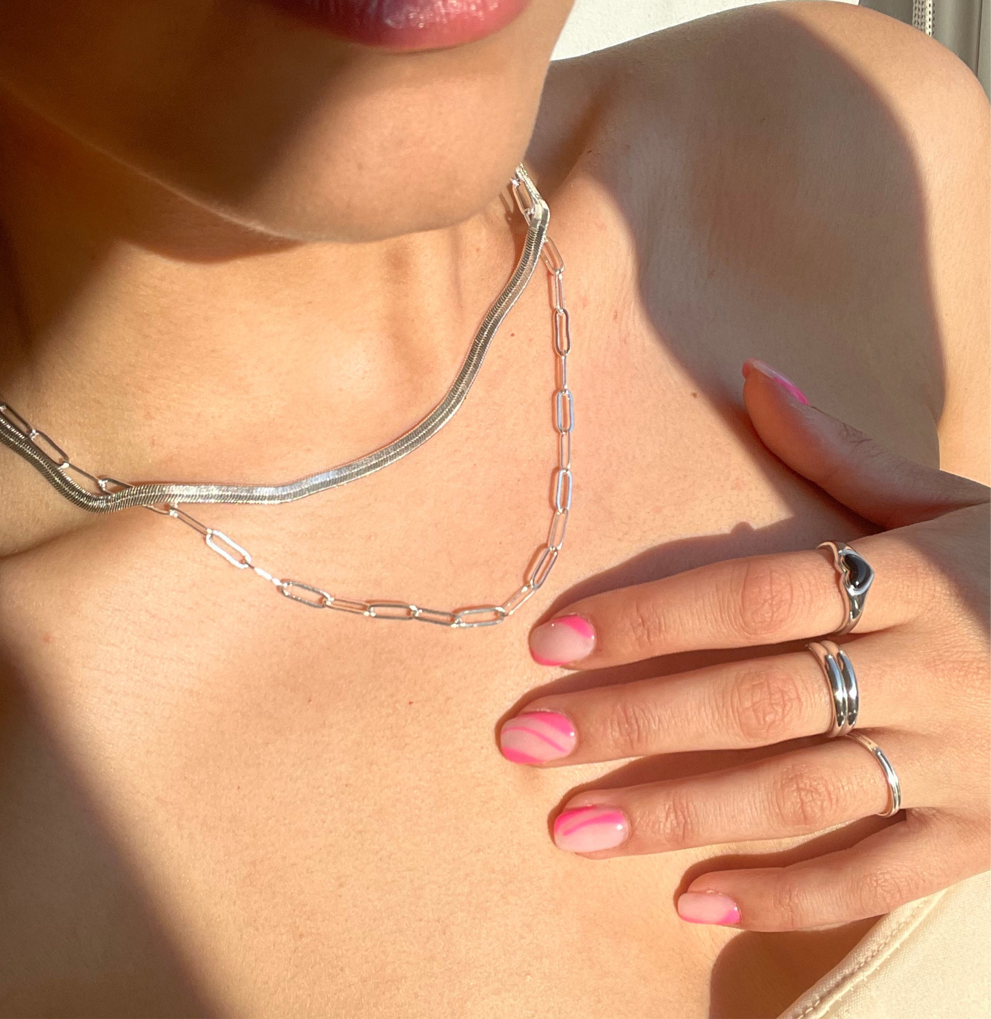 Ejemplo collares de plata ophidia y liens